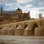 Córdoba, una hermosa ciudad lista para ser la capital mundial del pádel Puente de Córdoba