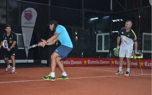 Juan Cruz Belluati y Juani Mieres, en un entrenamiento en GET Indoor Pádel 