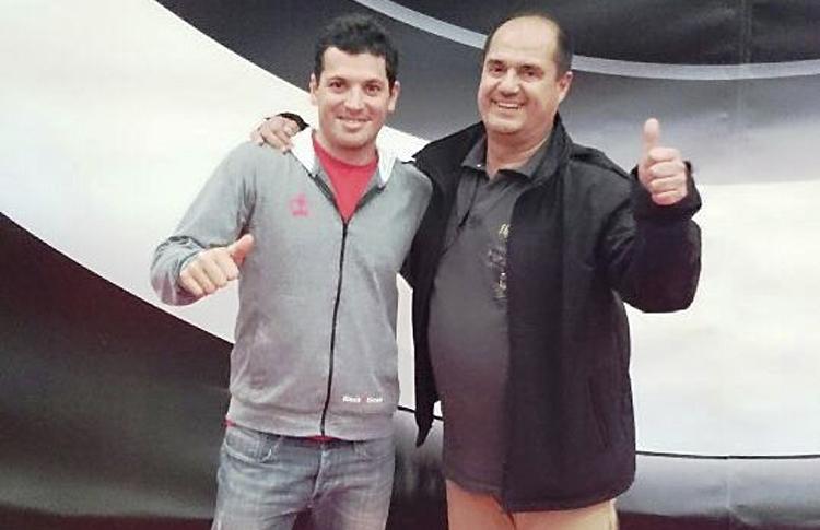 Tito Allemandi und Jordi Rovirosa ... Der Spieler erneuert seinen Vertrag mit Black Crown