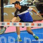 Jordi Muñoz, en acción en uno de los torneos del Circuito World Pádel Tour