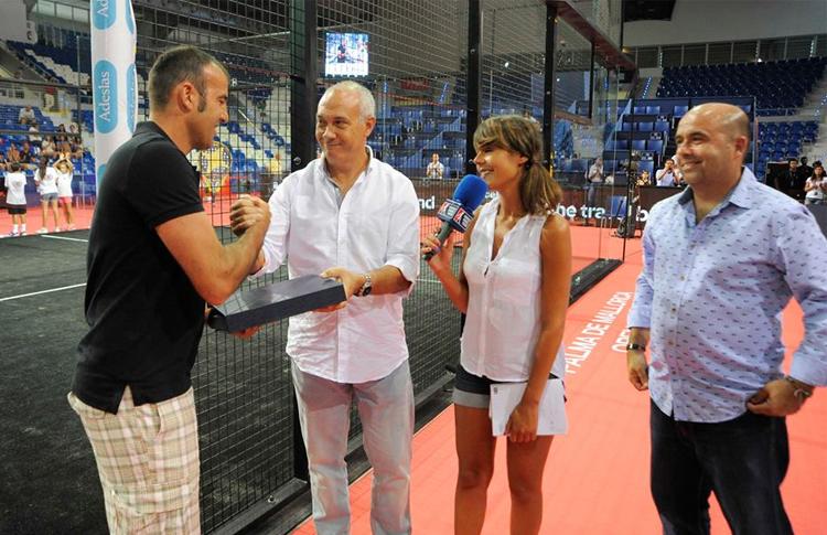 Homenaje a Willy Lahoz en el Estrella Damm Palma de Mallorca Open