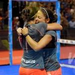 Eli Amatriain y Patty Llaguno, felices tras clasificarse para la final del Estrella Damm La Nucía Open