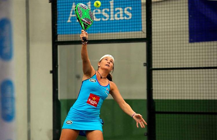 Carolina Navarro, i aktion vid Galicia Open