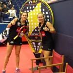 Carolina Navarro y Cecilia Reiter, en acción en el Estrella Damm Valencia Máster