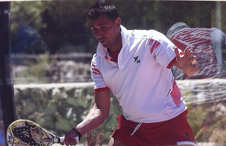 ホセ・アントニオ・アラルコンがパドルテニスを始めた経緯を語る