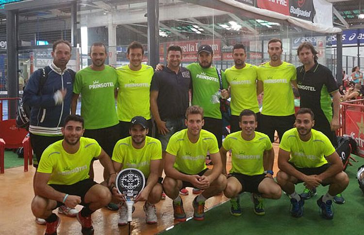プリンソテル パデル クラブ チームは、スペインの 2 番目のカテゴリーのチーム選手権に出場します。