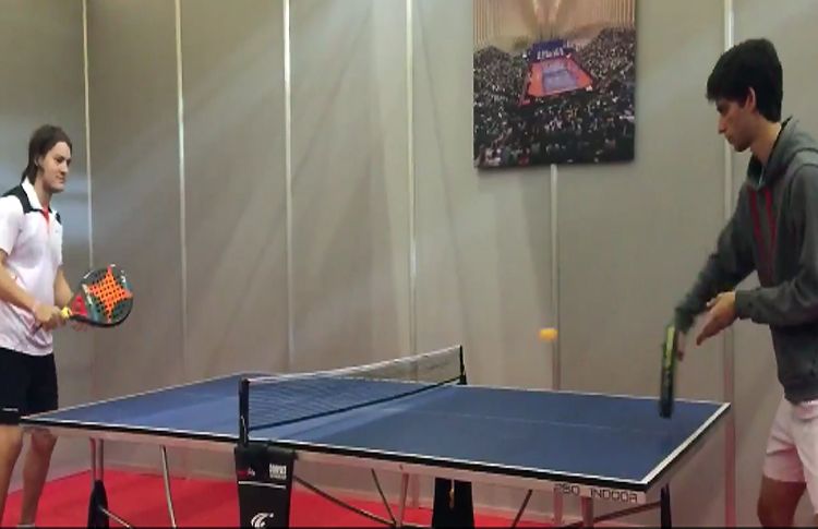 Andoni Bardasco-Maty Marina en el seu desafiament a tennis de taula