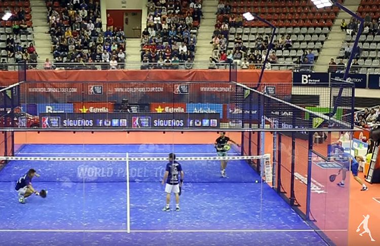 Fantastisk action från matchen mellan Paquito Navarro-Sanyo Gutiérrez och Maxi Grabiel-Ramiro Moyano på Estrella Damm Las Rozas Open