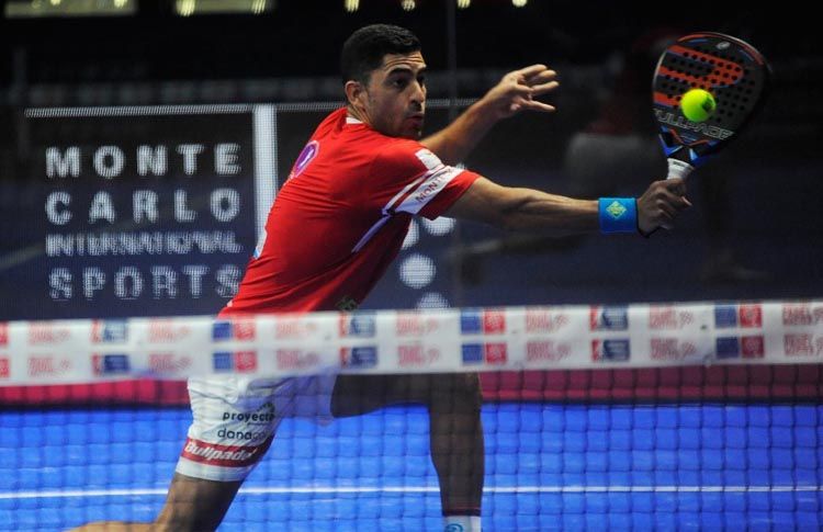 Maxi Sánchez, en acción en el Monte-Carlo Padel Master