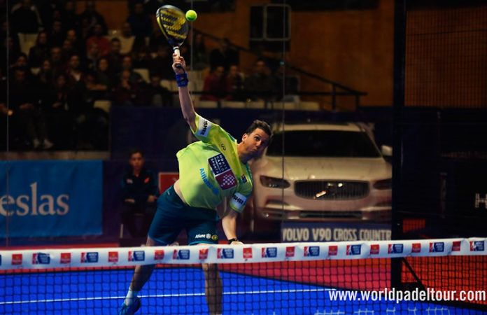 ¿Qué es y cómo conocer el balance de una pala? - Paquito Navarro, en acción en el Estrella Damm Catalunya Master