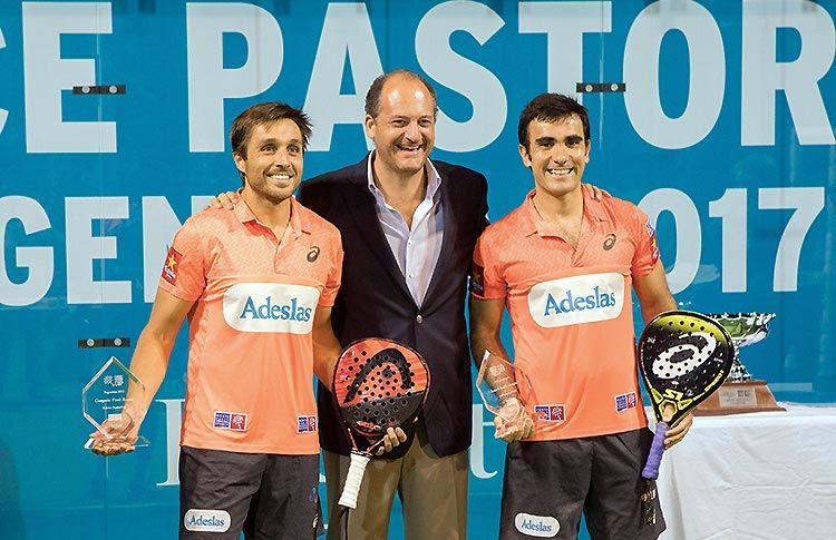 Fabrice Pastor, zusammen mit Fernando Belasteguín und Pablo Lima in der Finalrunde 3 des Fabrice Pastor Cup
