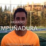 Mejora tu Pádel con Manu Martín: Cómo golpear la volea de revés Mejora tu Pádel con Manu Martín: Cómo golpear la volea de revés