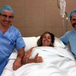 Alejandra Salazar går framgångsrikt igenom operationssalen
