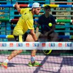 Javi Garrido, en acción en el Estrella Damm Alicante Open 2017