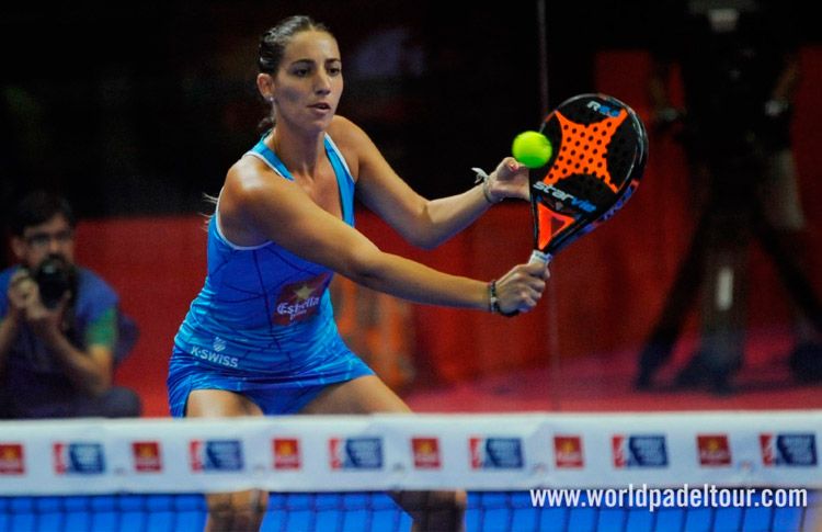 Teresa Navarro, en acción en el Estrella Damm Alicante Open 2017 (