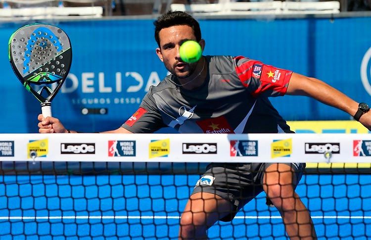 Sanyo Gutiérrez, en acción en el Portugal Padel Master 2017 (World Padel Tour)