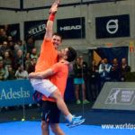 ماتياس دياز وماكسي سانشيز ، الفائزان في بطولة كيلر بلباو المفتوحة 2017 (جولة العالم للعبة البادل)