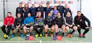 マソ スポーツ クラブがクラブ間トーナメントでテニス パデル ソレイユに勝利