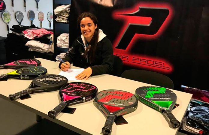 Meli García y Power Pádel renuevan su compromiso