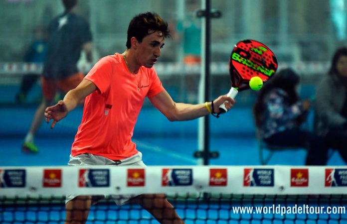 Estrella Damm Catalunya Máster: Denis Perino, en acción (World Padel Tour)