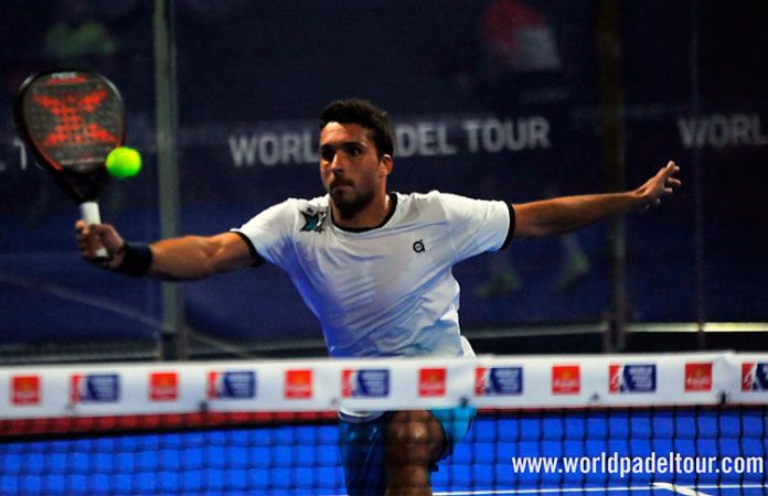 Estrella Damm Alicante Open 2018: Andrés Britos, en acción (World Padel Tour)