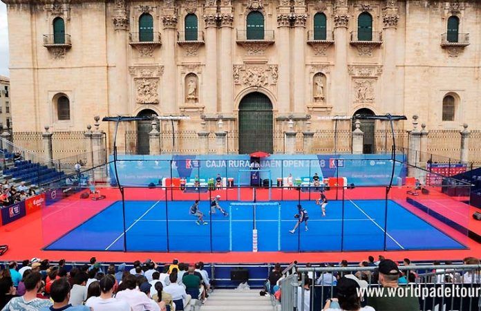 Indoor vs Outdoor, por Javier Casadesús