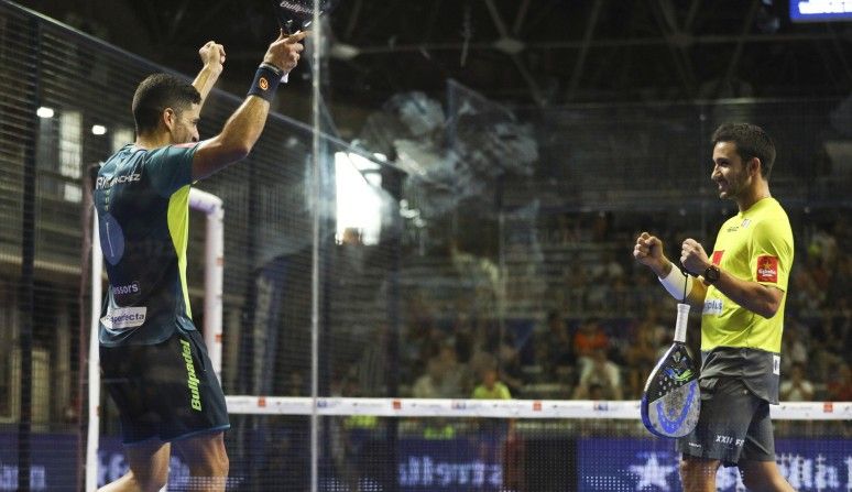 ماكسي سانشيز وسانيو جوتيريز يفوزان ببطولة أندورا المفتوحة