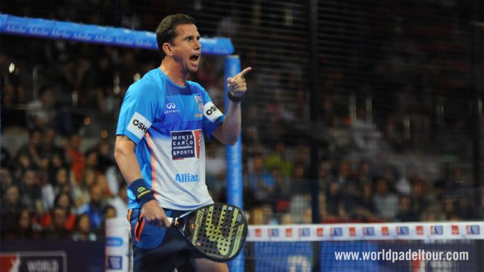 Paquito-Navarro celebra un punto. | World Padel Tour
