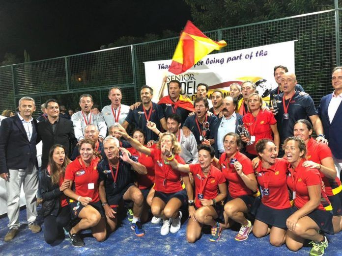 La Selección, campeona del Mundial de Pádel de veteranos. | FEP
