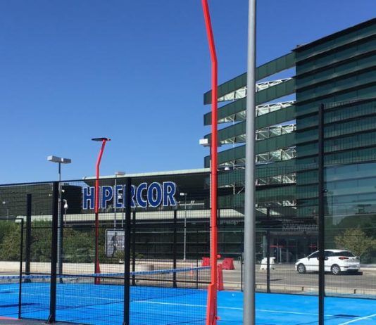 Pista de pádel en El Corte Inglés de Sanchinarro.