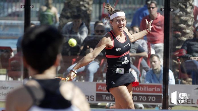 Carolina Navarro en dieciseisavos del Alicante Open. | Foto: World Padel Tour