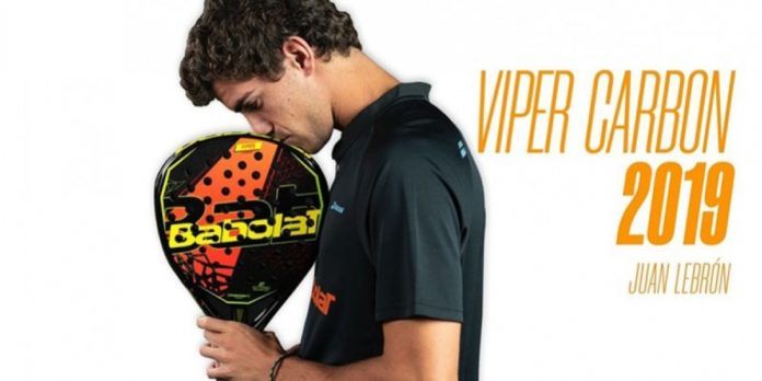 Juan Lebrón junto a la Babolat Viper Carbon 2019.