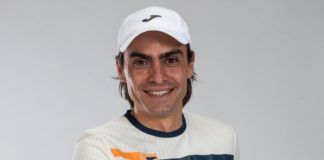 Juani Mieres junto al modelo Slam World Padel Tour.