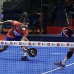 Belasteguín y Lima en posición de defensa. | Foto: World Padel Tour