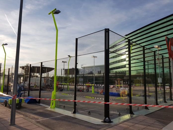 La pista Adidas Padel en El Corte Inglés. La pista Adidas Padel en El Corte Inglés.