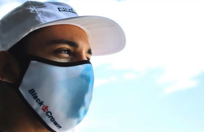 Mascarillas Black Crown.