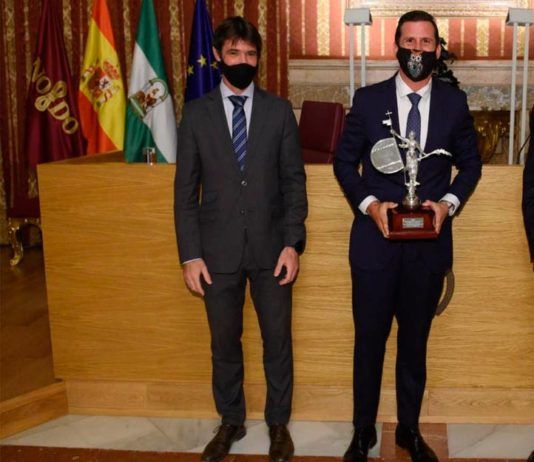 Paquito Navarro, ‘Profeta en casa’