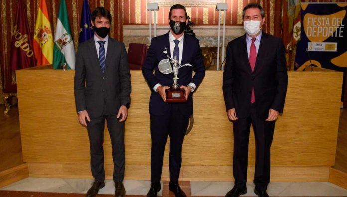 Paquito Navarro, ‘Profeta en casa’