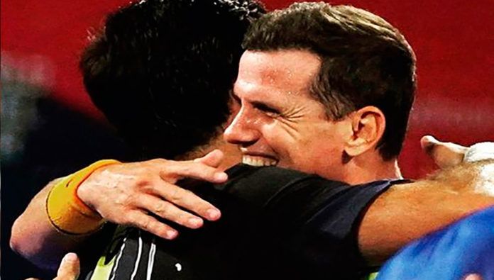 El genial jugador del Bullpadel Team ha confirmado que la próxima temporada no jugará al lado de Pablo Lima, a quien ha querido desearle lo mejor de cara a sus próximos retos.