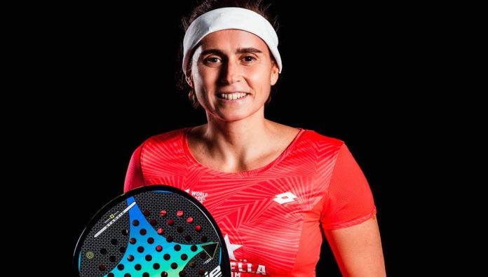 La jugadora argentina despide un año muy complicado para ella dando las gracias a una marca que la acompaña desde hace ya una década