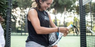 ¿Sabes cómo se coloca un overgrip?