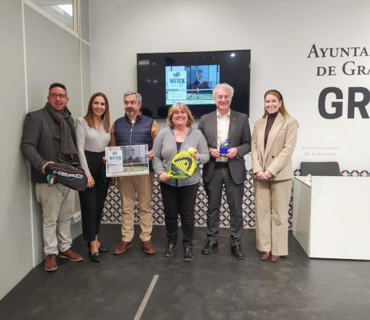 Granada impulsa el pádel femenino con una «Jornada mujer y pádel» Jornada abierta de mujer y pádel