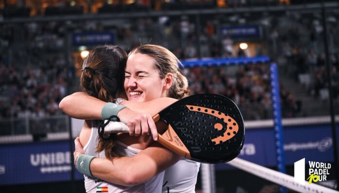 Ari y Paula Ari y Paula